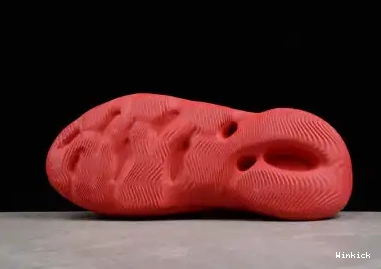 dj4375-101  red Retro Jordan white 2 0420